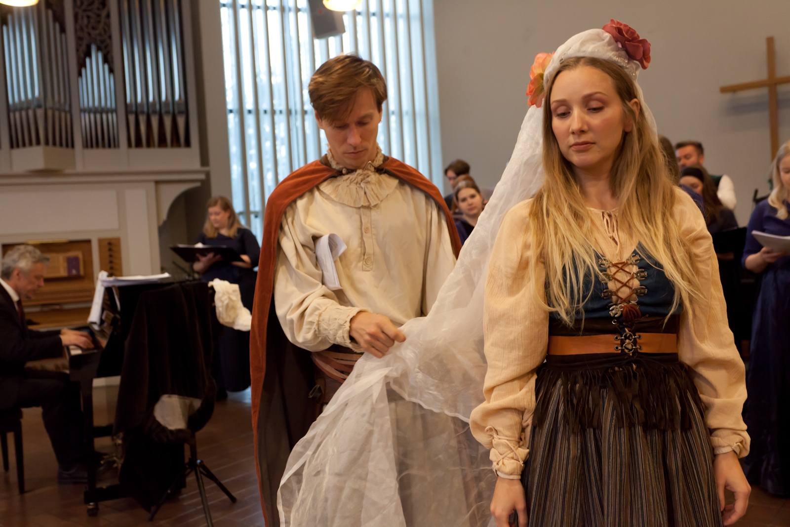 Säveltäjä itse pianistina: Heikki Sarmannon Tuomas ja Kaarina on kansanooppera hämäläisittäin