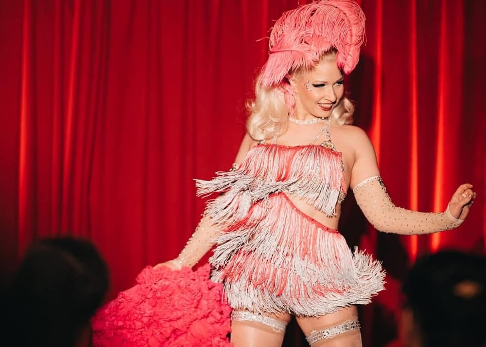 Huonoja vaikutteita ja burleskia Tapiola Sinfoniettan malliin post image