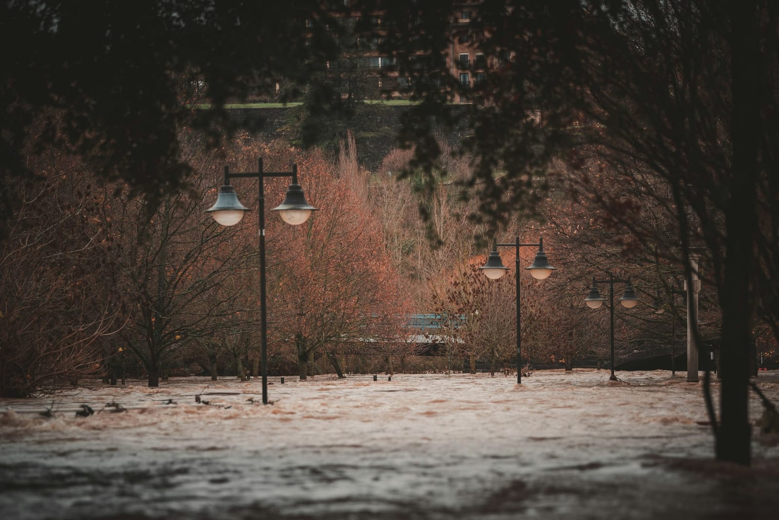 Kaupunkitulvien riski kasvaa, mutta kaavoitus laahaa perässä post image