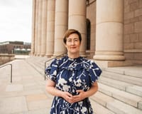 Vihreiden Holopainen: perheitä erotetaan säästöjen seurauksena post image