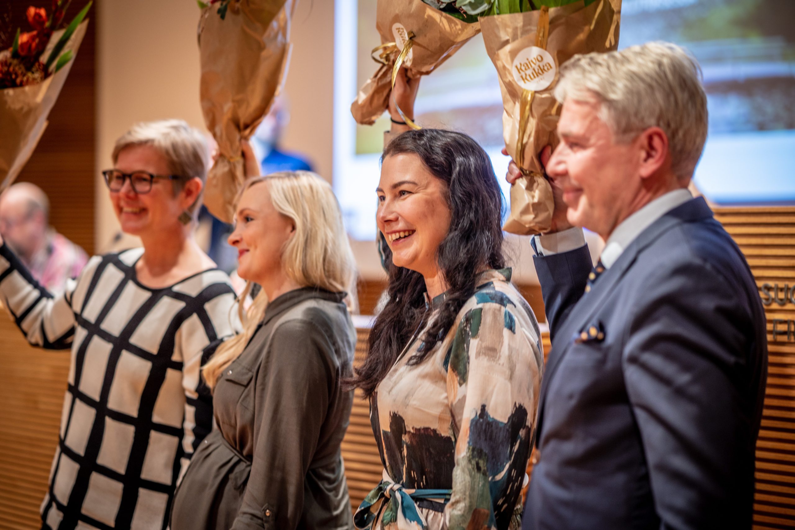 Vihreät valitsi Emma Karin nostamaan vihreiden näkyvyyttä hallituksessa
